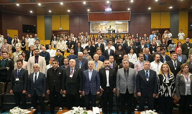 HMKÜ’DE DİŞ HEKİMLİĞİ SEMPOZYUMU GERÇEKLEŞTİ