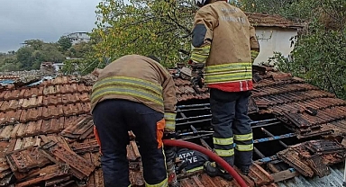 Kışlak'ta Ev Yangını Söndürüldü