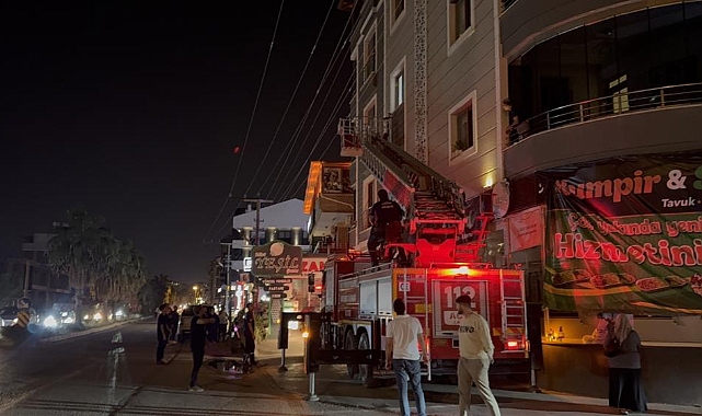 Mahsur Kalan Bebek İçin İtfaiye Ekipleri Zamanla Yarıştı