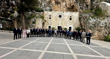 MEB Heyetinden Hatay’ın Tarihi Noktalarına Ziyaret