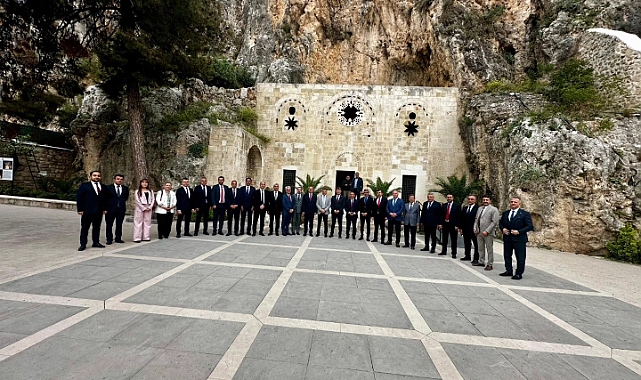MEB Heyetinden Hatay’ın Tarihi Noktalarına Ziyaret