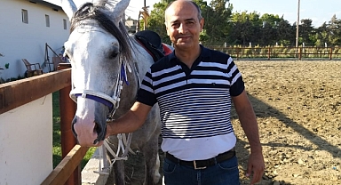 ÖĞRENCİLERİ ŞEHİT ÖĞRETMENİ UNUTMADI