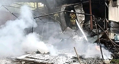 Prefabrik Yapı Alevlere Teslim Oldu