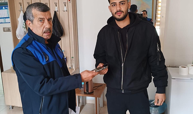Reyhanlı’da Kayıp Telefon Sahiplerine Ulaştı