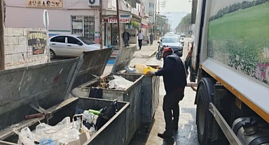 Reyhanlı’da Temizlik Çalışmaları Gece Gündüz Sürüyor