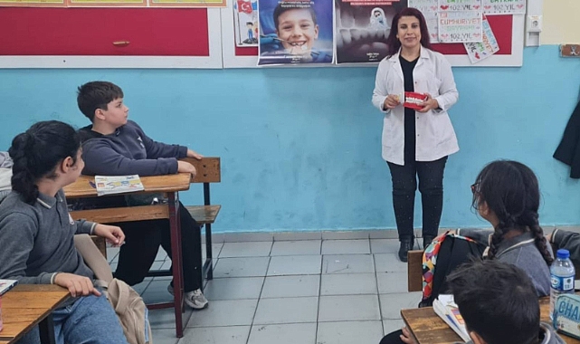 Samandağ’da Öğrencilere Ağız ve Diş Sağlığı Eğitimi