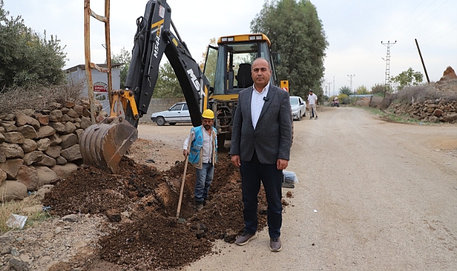 Sürekli Arıza Yapan 25 Yıllık Su Hattı Yenilendi
