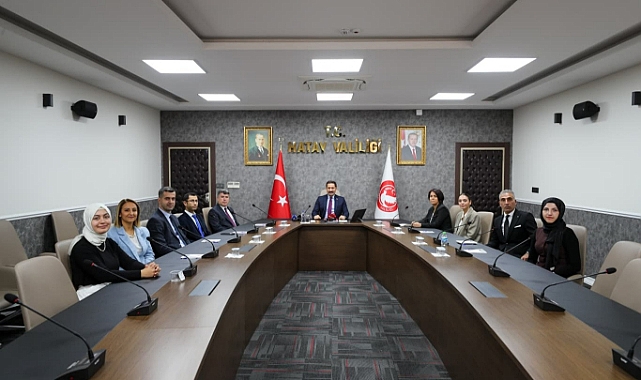 VALİ MASATLI ÖĞRETMENLERİ KABUL ETTİ