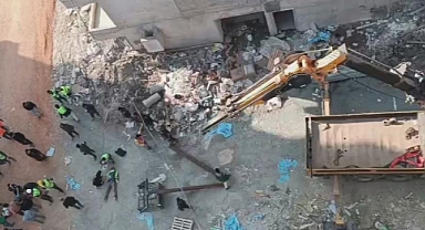 Vinç Kırıldı, 2 İşçi 25 Metreden Yere Çakıldı