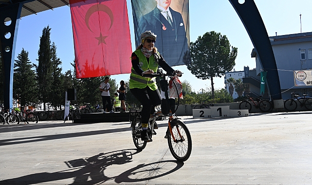 Yeşilay öncülüğünde bisiklet turu düzenlendi