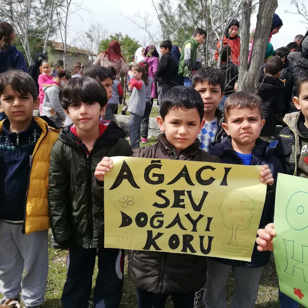 Ağacı sev doğayı koru