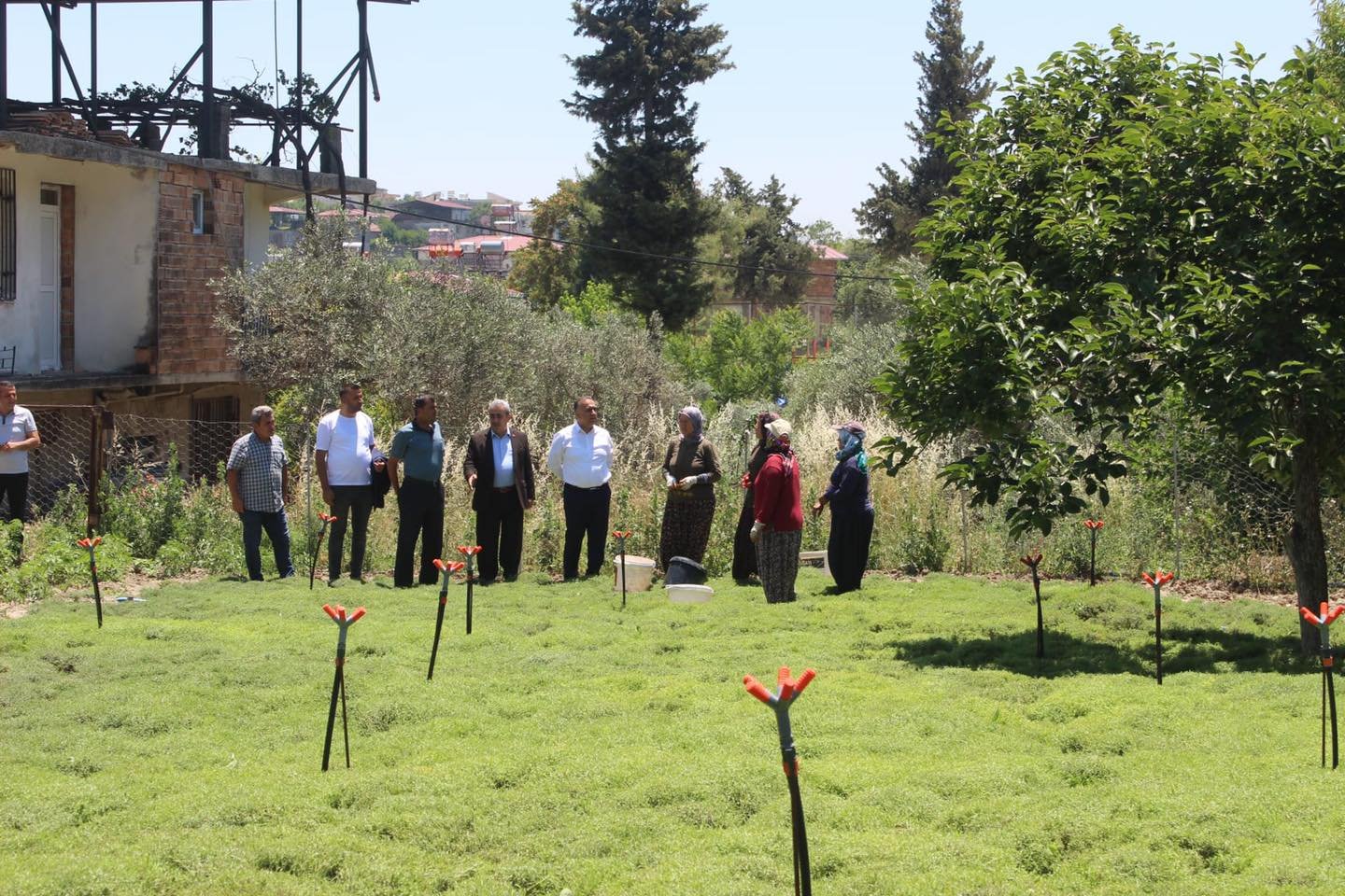 Başkan Sarı, Kamberli’de vatandaşlarla sohbet etti