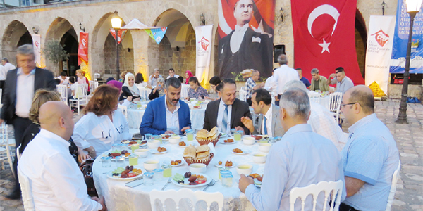 Payas Belediyesi Koruyucu Ailelerle İftarda Buluştu