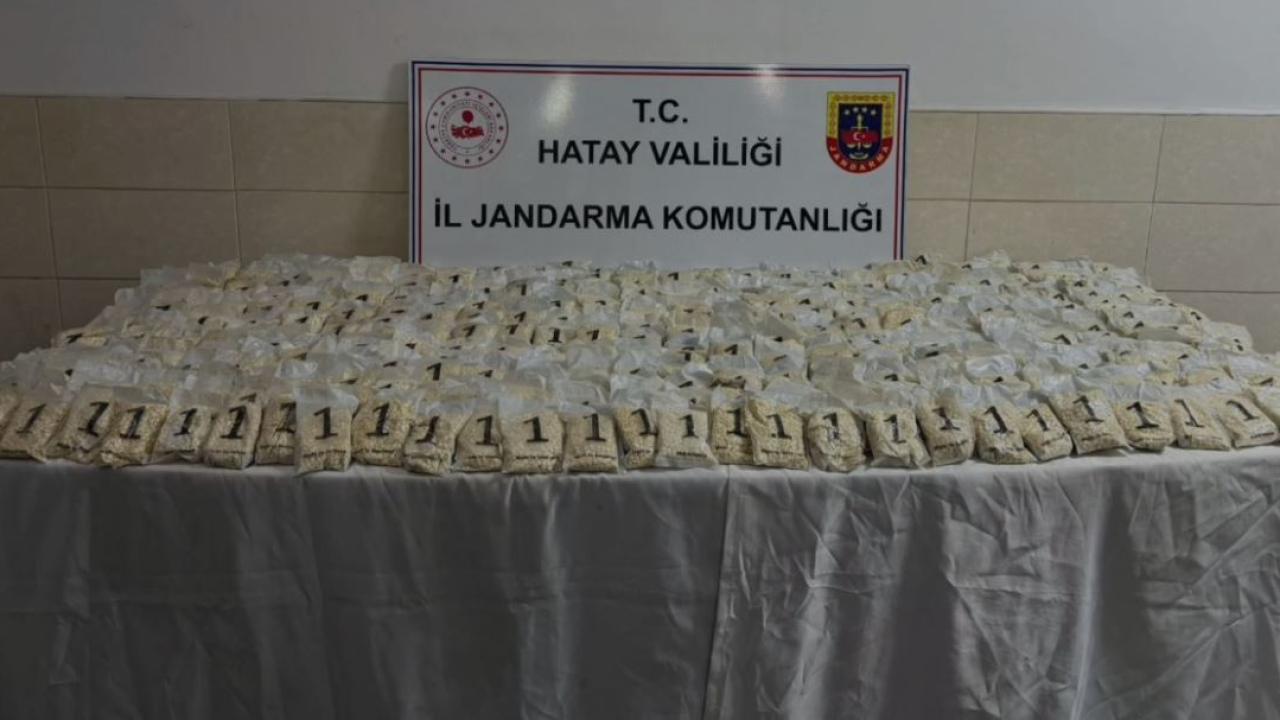 625 Bin Adet Hap Ele Geçirildi