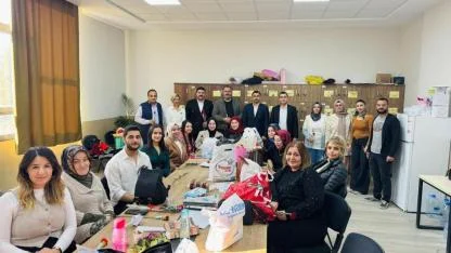 Anlamlı Kutlama Öğretmenleri Duygulandırdı