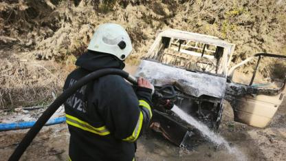 Antakya’da Araç Alev Alev Yandı