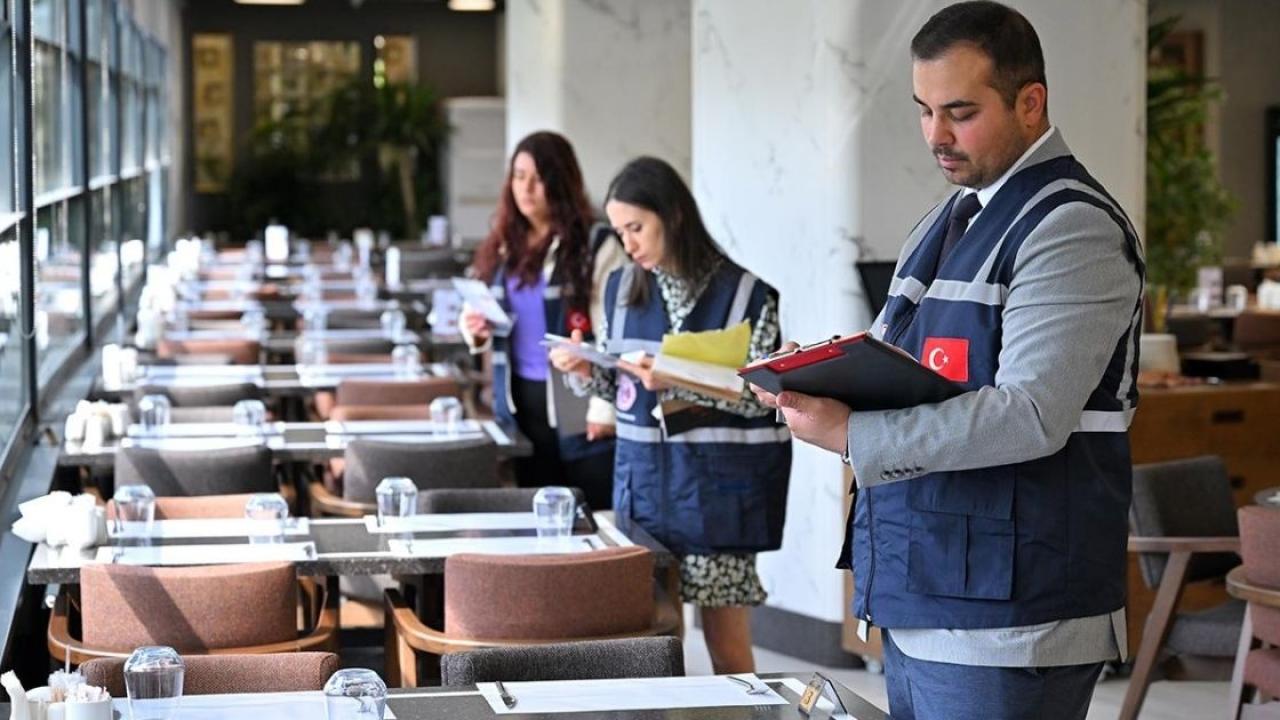 Ek Ücret Alan İşletmeye Ağır Yaptırım!