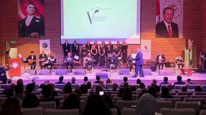 Vitem Türk Müziği Topluluğu Ayakta Alkışlandı
