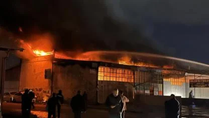 Araçları Kurtarmak İçin Zamanla Yarıştılar