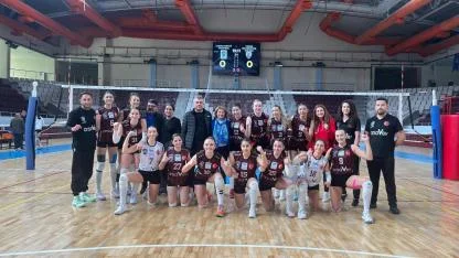 arsaVev Hatay Voleybol’dan Net Galibiyet