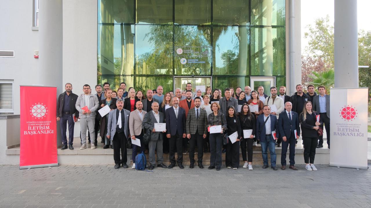 Bir Kare, Bin Kelime