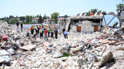 CHP’Lİ BELEDİYE ULU CAMİ PROJESİNİ BECEREMEDİ