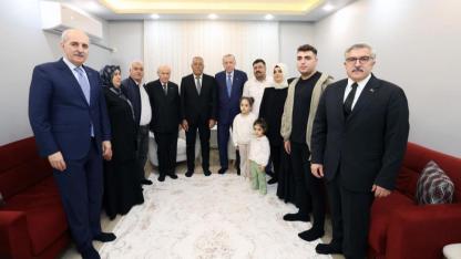 Cumhurbaşkanı Erdoğan, Karakuş Ailesini Yeni Yuvasında Ziyaret Etti