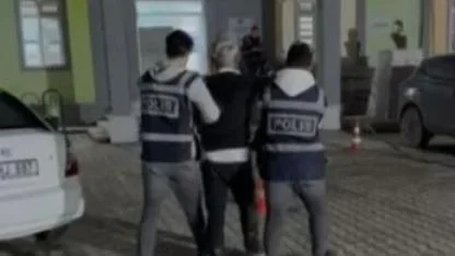 Defne’de İki Suçluya Kelepçe