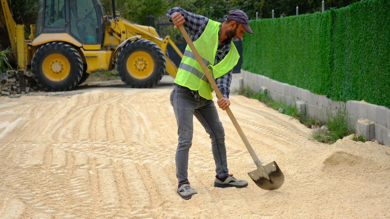 DEFNE’DE PARKE ÇALIŞMALARI ARALIKSIZ SÜRÜYOR