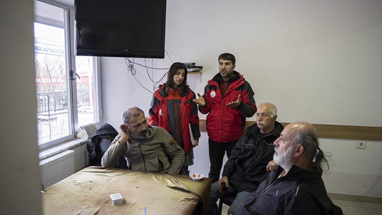 DEPREM KAHRAMANLARI HER AN GÖREV BAŞINDA