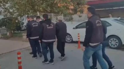 Erzin’de Aranan 4 Şahsa Kıskıvrak Yakalama