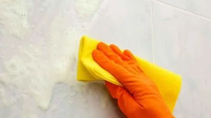 Fayans derzlerini kimyasal kullanmadan basit beyazlatma yöntemi