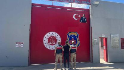 Firari Hükümlü Mandalina Bahçesinde Yakalandı