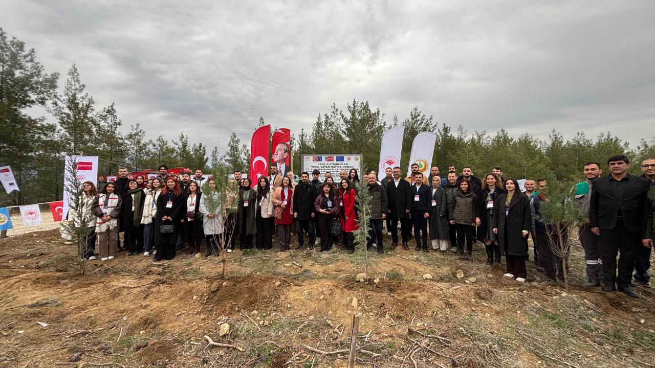 Genç İletişimcilerden Yeşil Vatana Nefes