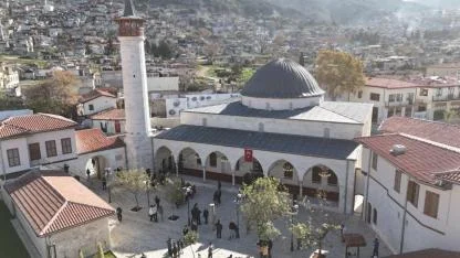 Habibi Neccar Camii’ne Ziyaretçi Akını