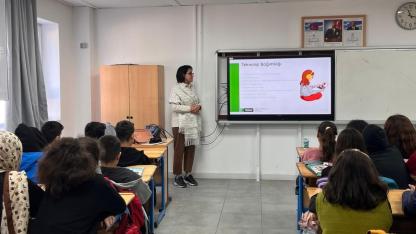 Hassa’da Öğrencilere ‘Teknoloji Bağımlılığı’ Uyarısı