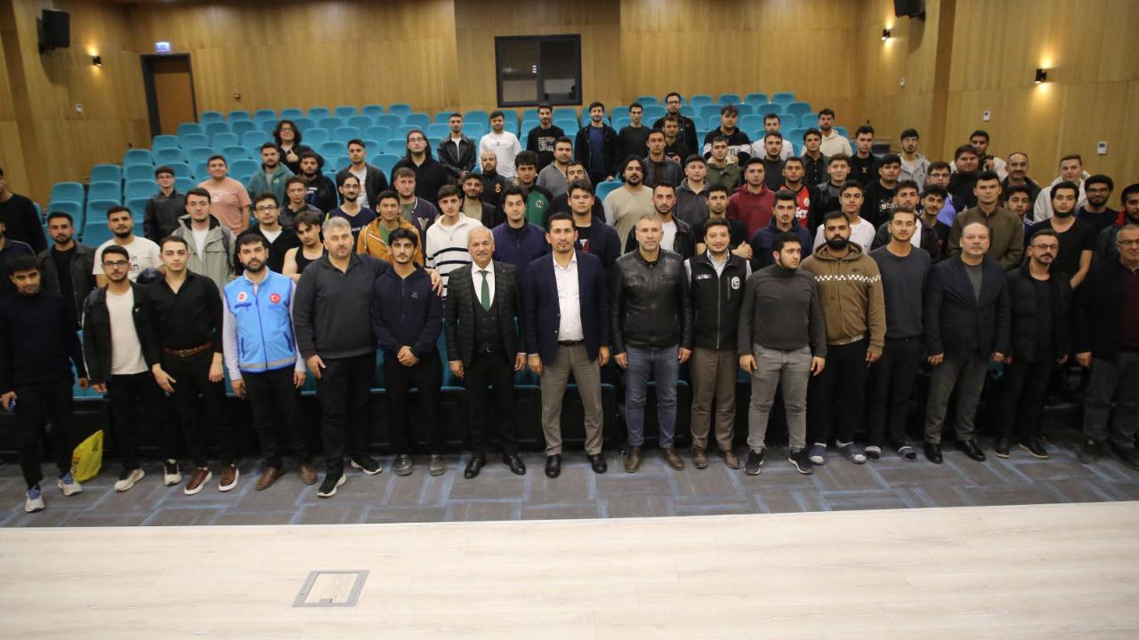 HBB Gençliğin Yanında