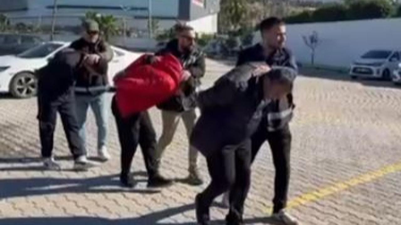 Hırsızlık Şüphelileri Kıskıvrak Yakalandı