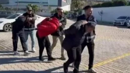 Hırsızlık Şüphelileri Kıskıvrak Yakalandı