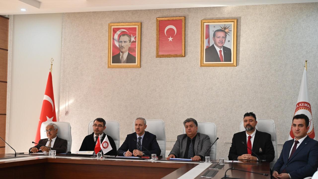 HMKÜ’den Gökoğuz Ellerine Akademik Köprü