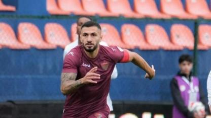 KAPTAN TARAFTARA İÇİNİ DÖKTÜ:  “KULÜPTE YEMEK ÇIKMIYOR!”