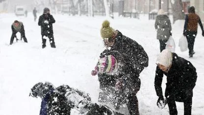 Kar Yağışı Nedeniyle Okullar Tatil Edildi!