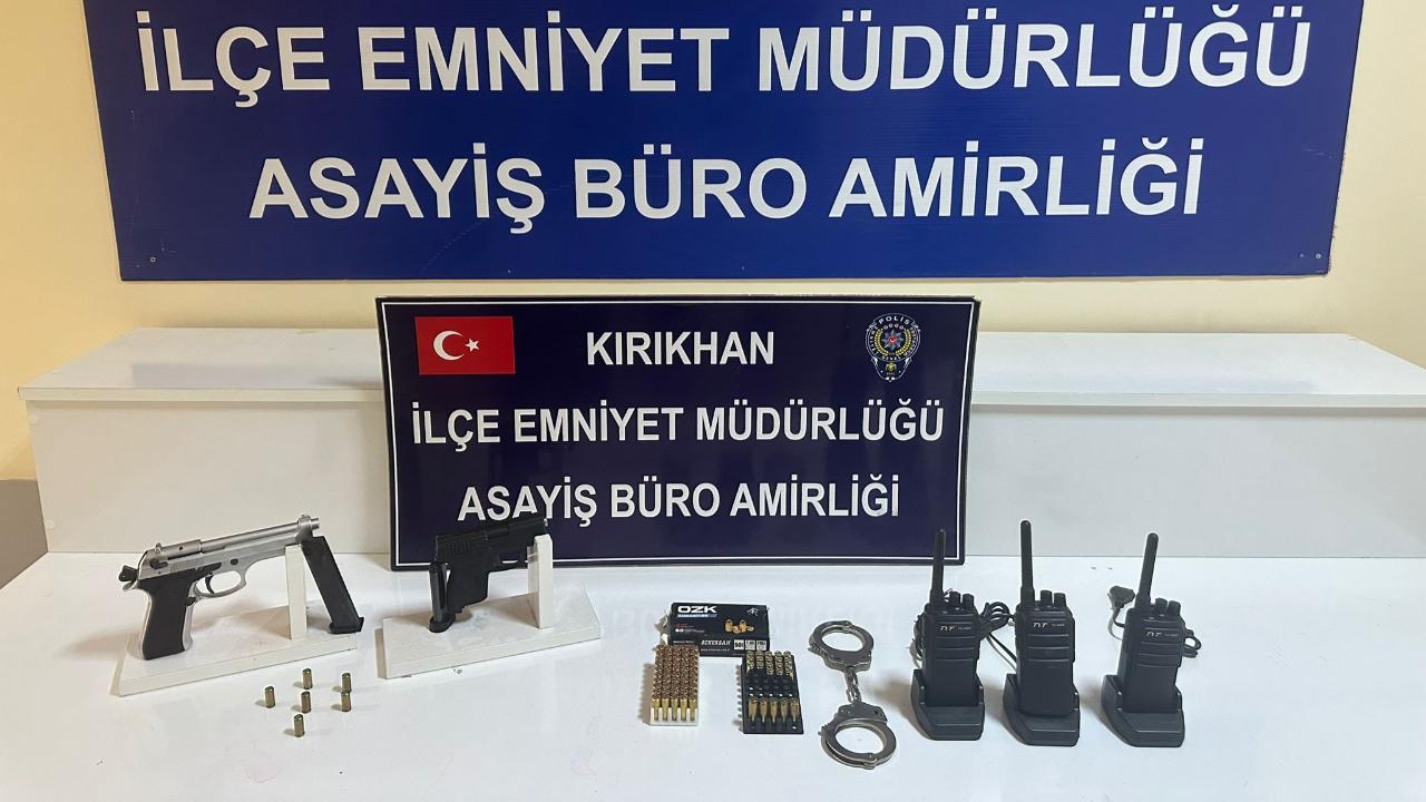 Kırıkhan’da Silah Ve Mühimmat Ele Geçirildi
