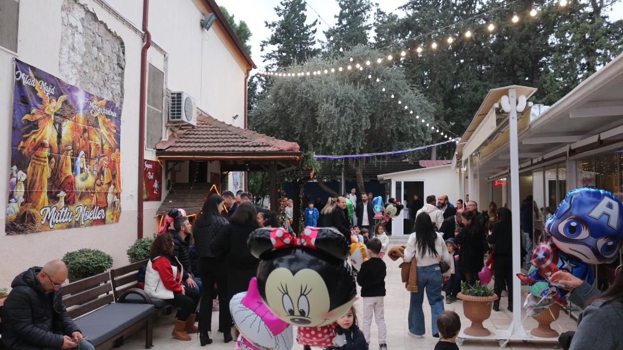 Noel Hediyeleri Dağıtıldı