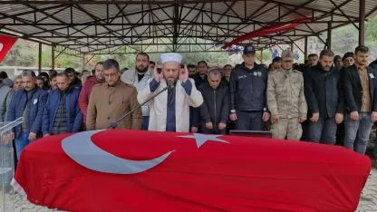 Polis Memurunun Cenazesi Defnedildi