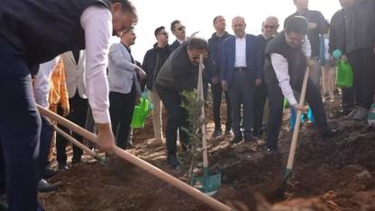 Arsuz’da 5 Bin Fidanla Umut Yeniden Filizleniyor!