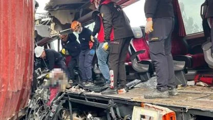 Bahçe otoyolu cehenneme döndü: 6 ölü!