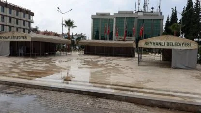 REYHANLI’YA KENT MEYDANI GELİYOR