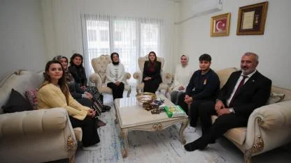 Şehit Ailelerine Anlamlı Ziyaret