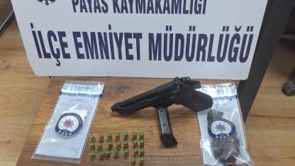 Şüpheli Araçta Silah, Fişek ve Uyuşturucu Ele Geçirildi